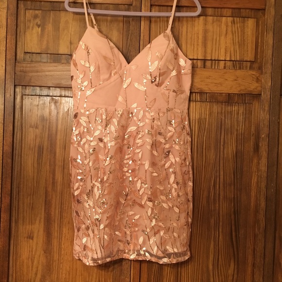 Rose Gold Sequin Mini Dress! - Picture 1 of 5